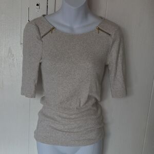 Outback Red Gray Sweater with Gold Zipper Accents